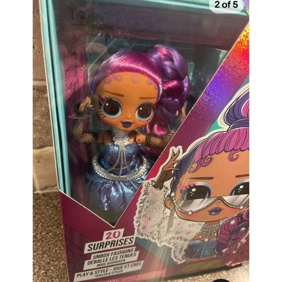 NEW IN BOX LOL SURPRISE OMG QUEENS RUNWAY DIVA DOLL - Picture 2 of 4